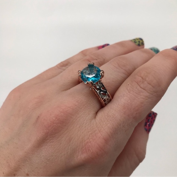 Mixed Metal Solitaire Ring with Blue Stone - Picture 6 of 11